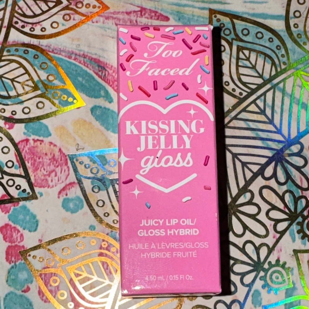 Too Faced Kissing Jelly Gloss